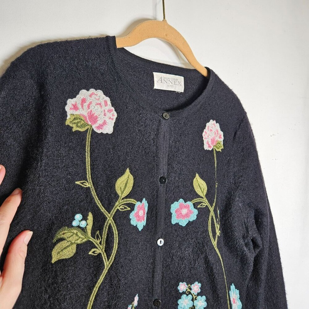 Casual Corner Annex Petite Boiled Wool Floral Embroidery Cardigan Sweater LP - Picture 4 of 11